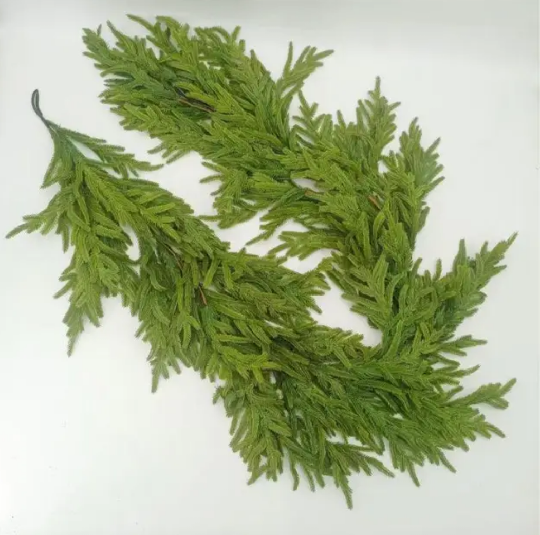 DROOPY NORFOLK PINE GARLAND
