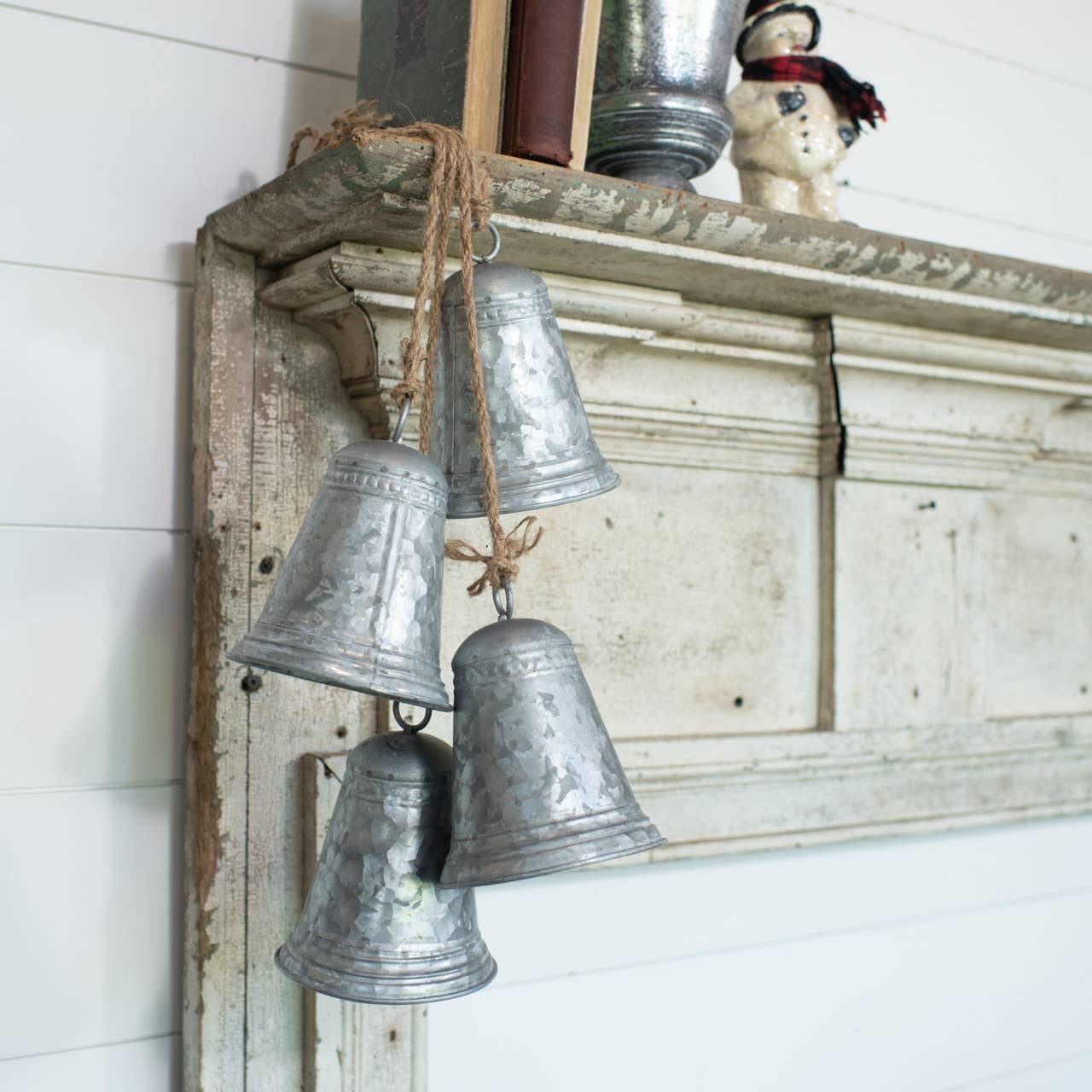 HANGING METAL BELLS