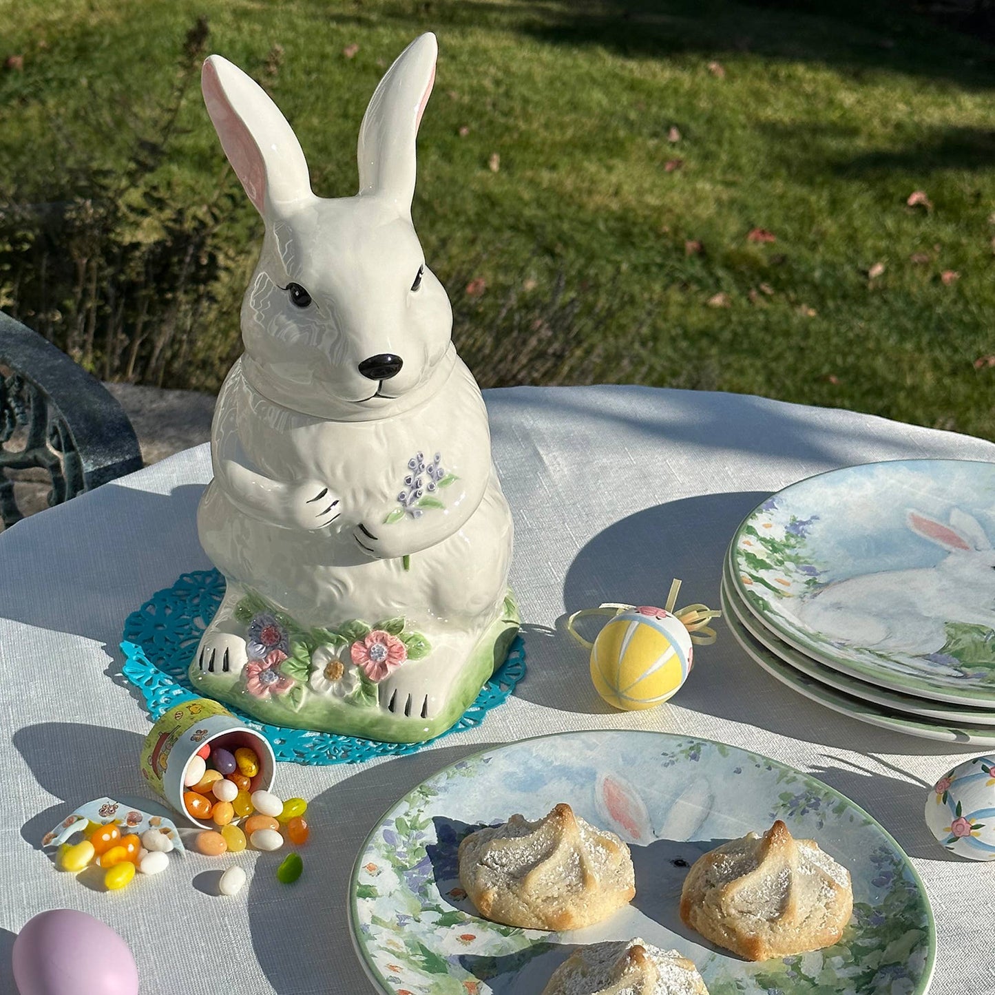 EASTER BUNNY COOKIE JAR