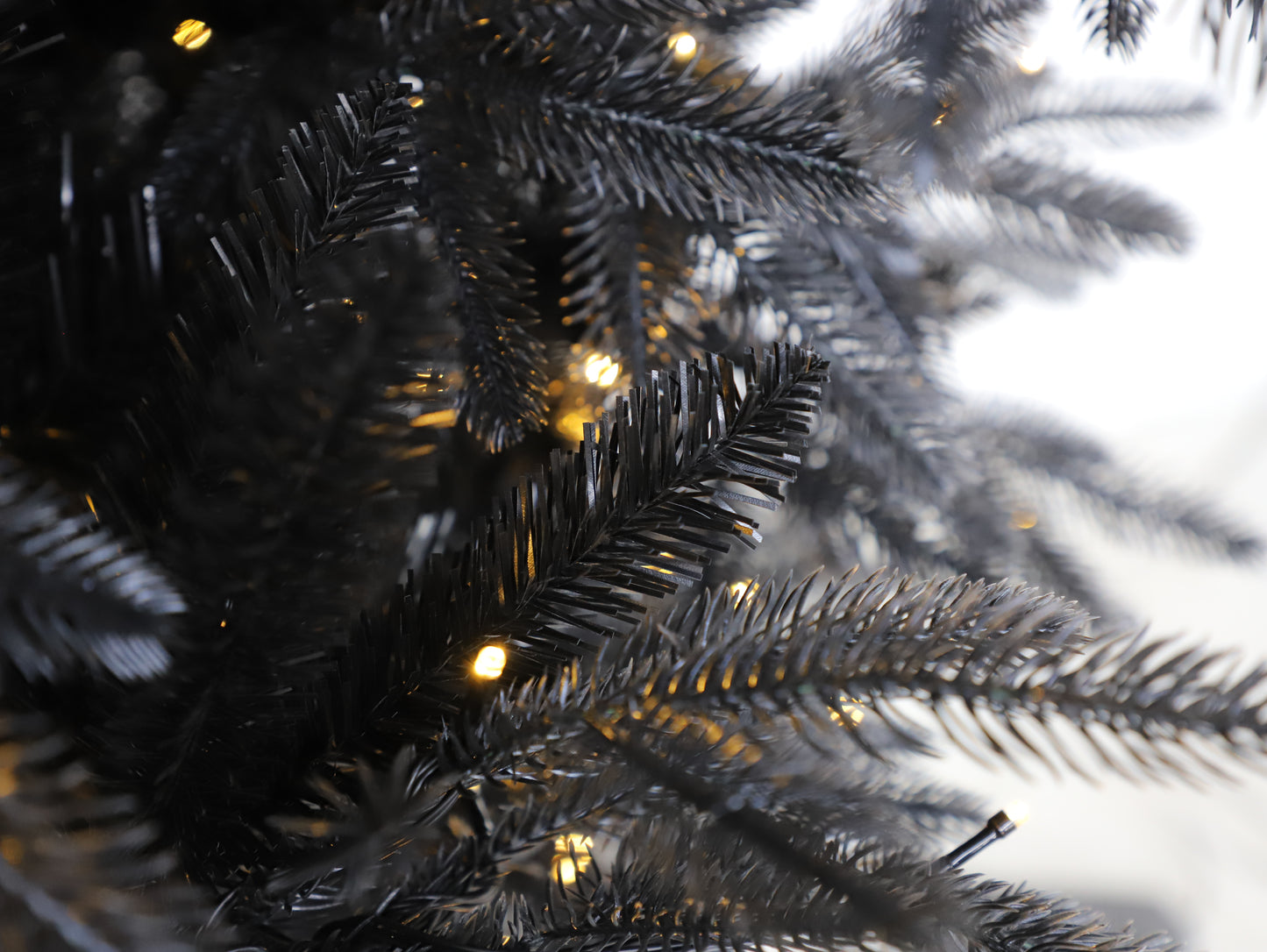 9FT PRE LIT BLACK DROOPY CHRISTMAS TREE