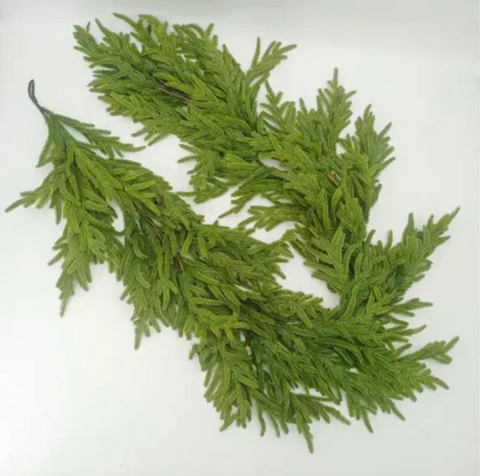 DROOPY NORFOLK PINE GARLAND