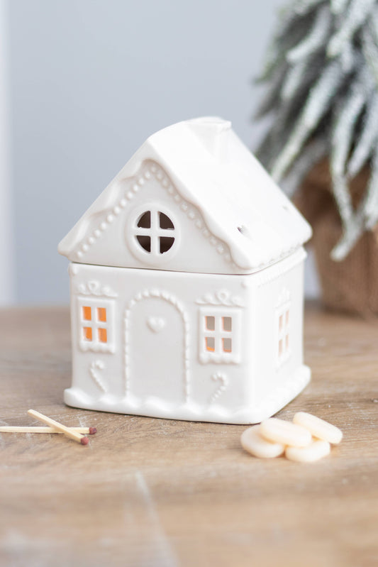 WHITE GINGERBREAD HOUSE OIL BURNER