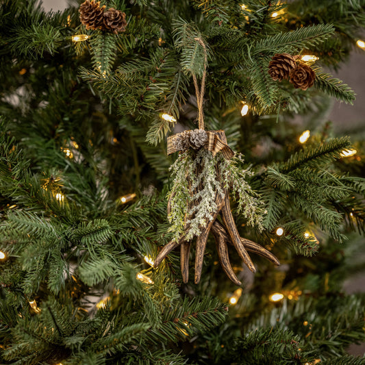 ANTLER ORNAMENT W/ BOW & FOLIAGE