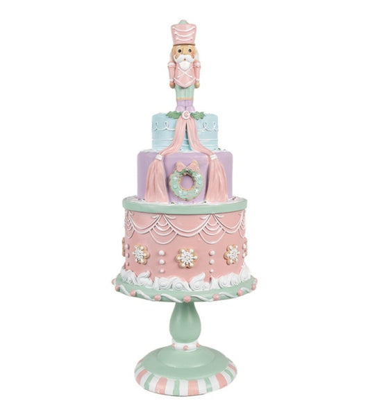 PASTEL 3 TEIR NUTCRACKER CAKE